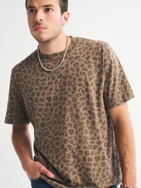 Abercrombie Mens Oversized Leopard Print Tee